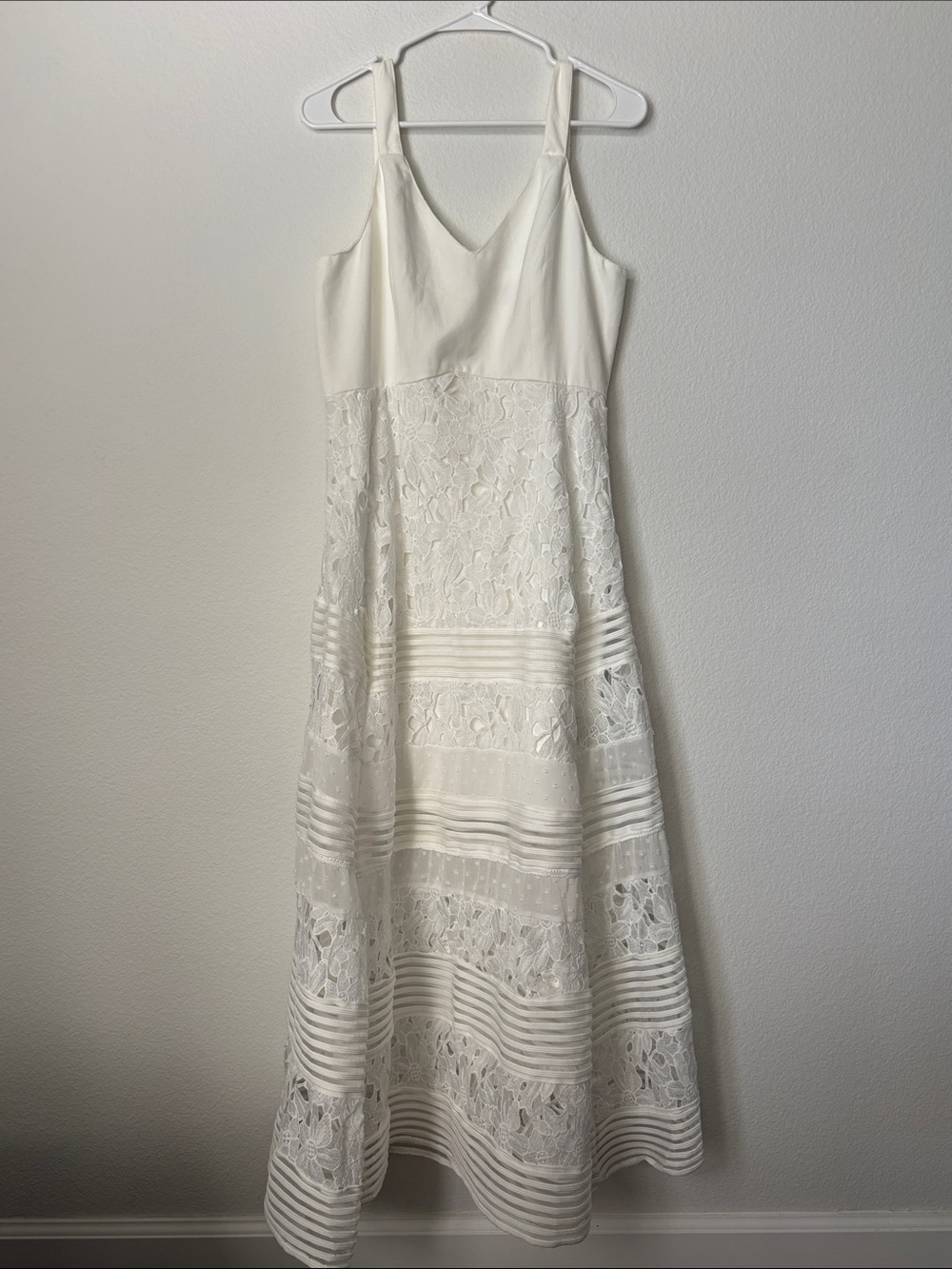 Boston Proper Creamy White Lace-Panel Maxi Dress with V-Neck